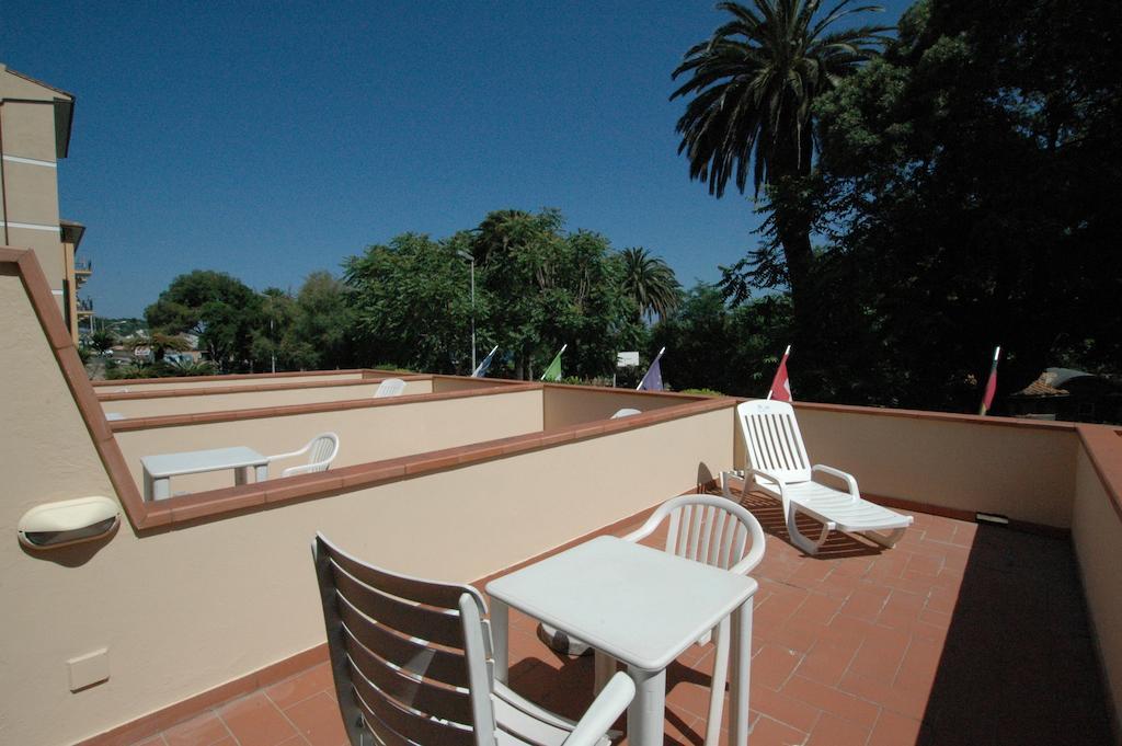 Hotel Crystal Portoferraio Exteriör bild