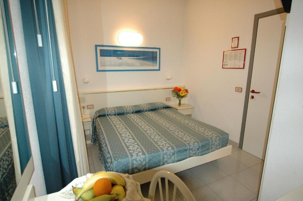 Hotel Crystal Portoferraio Rum bild