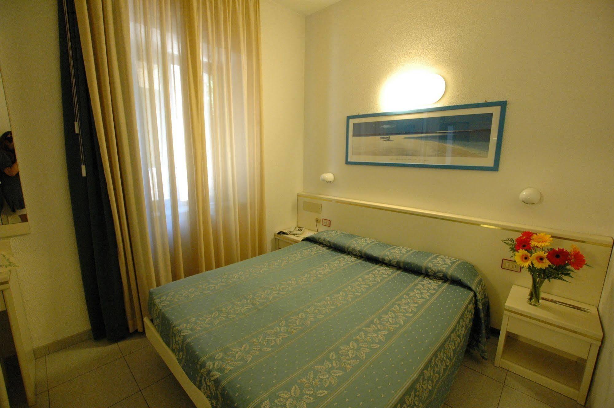 Hotel Crystal Portoferraio Exteriör bild